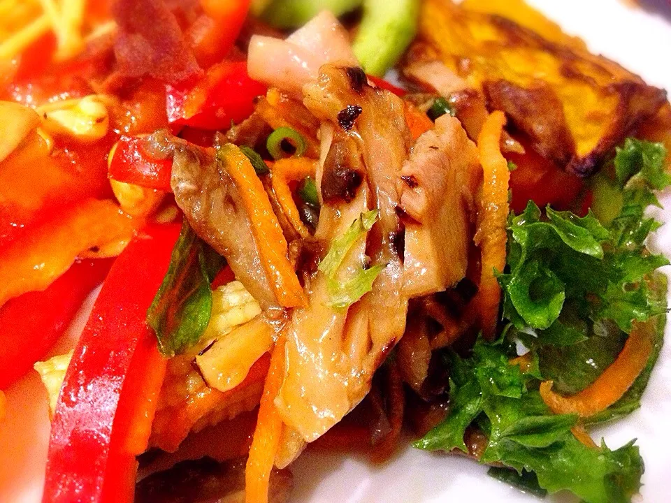 Grilled pumpkin and chicken   salad with Tomato salsa|Jaraspornさん