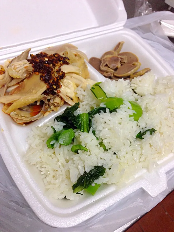 Snapdishの料理写真:Vegi Rice with Chicken & Chicken Kidney|willklhさん