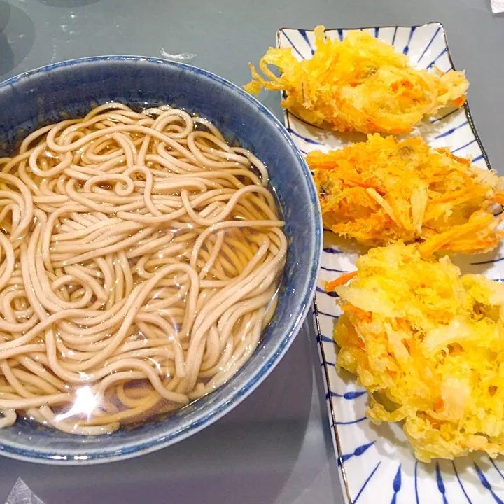 年越しそば&海鮮かき揚げ|ぺろたんさん