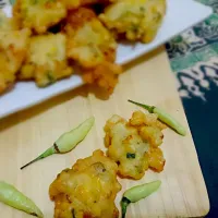 Snapdishの料理写真:Bakwan Jagung Jeletot #indonesianfood|Faradhilla Arinisaさん