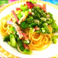 野菜とベーコンのアーリオオーリオ・ペペロンチーノ|さすらいくまさんさん