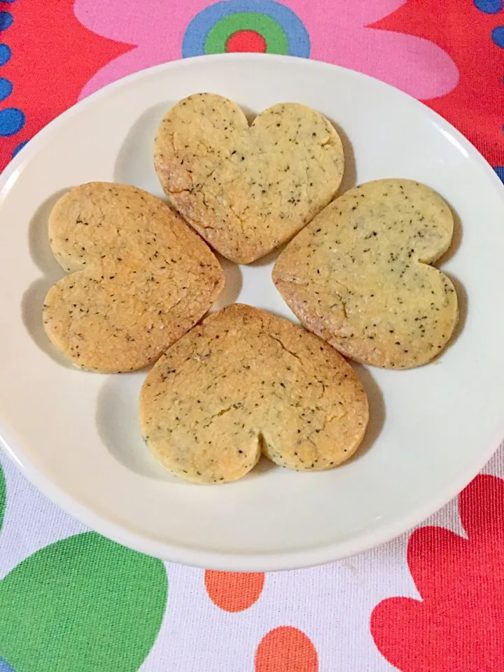 今年最後のお菓子は紅茶クッキー ﾆﾔﾘ_φ(≖ω≖｡)♪|さくたえさん