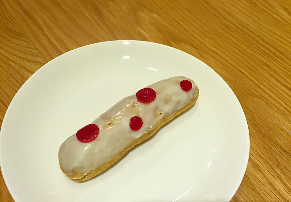 Rasberry Éclair|Louis Tacoさん