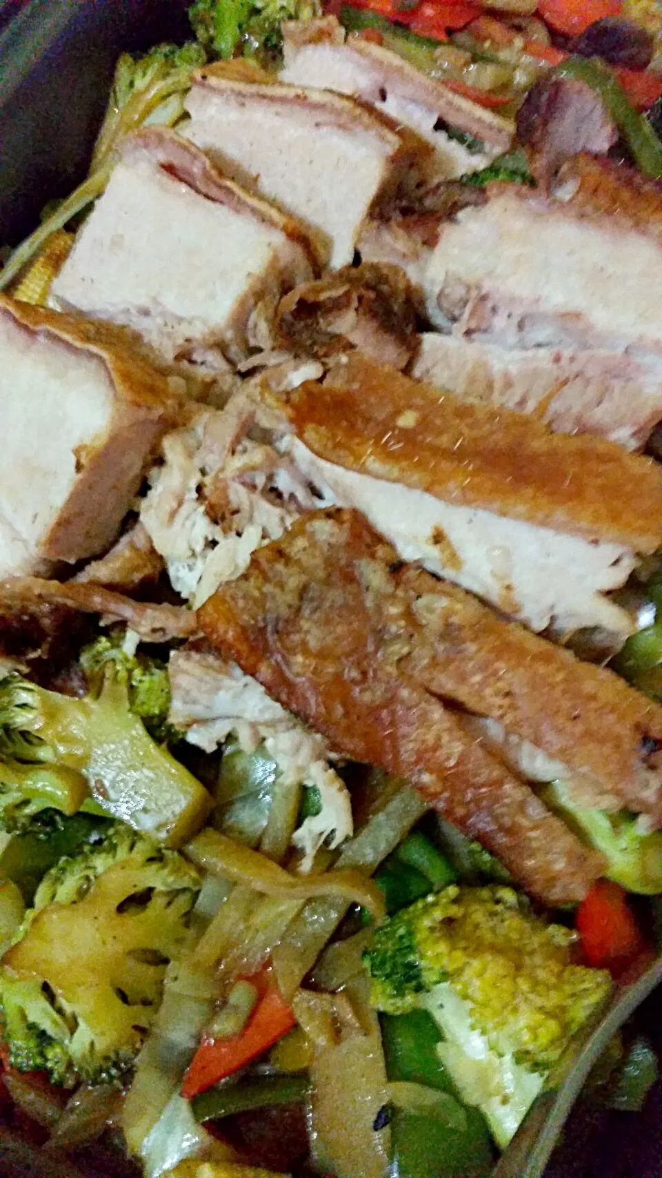 Snapdishの料理写真:stir fried veggies with lechon meat|chefinmeさん