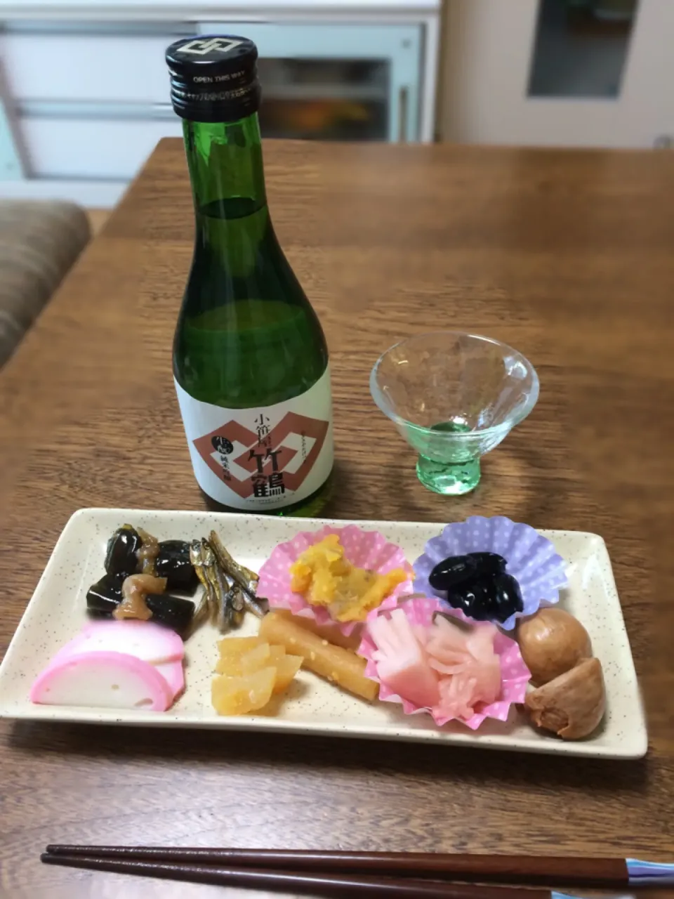 酒のアテにおせち。久しぶりに日本酒いただきます。|Manabuさん