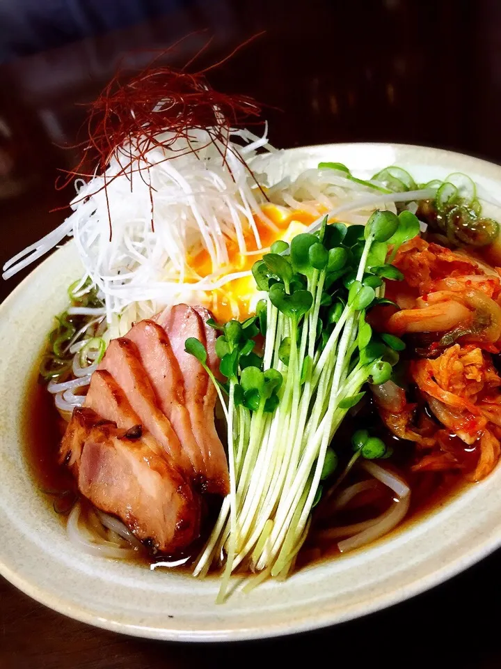 Snapdishの料理写真:✨あけおめ冷麺✨|中さんさん