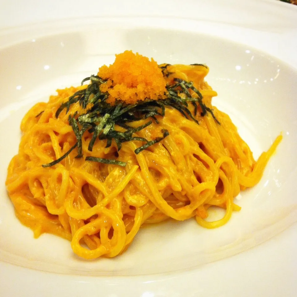 Spagetti Tobiko cream sauce|Eat in Thaiさん