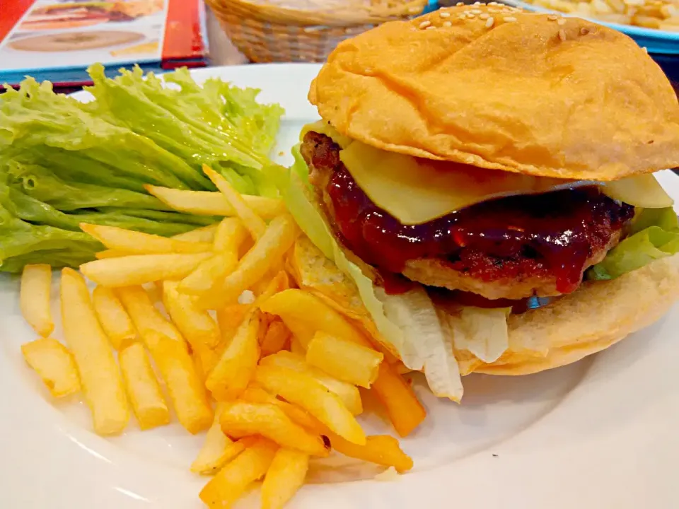 BBQ Pork Burger.....|Jason Letchumananさん