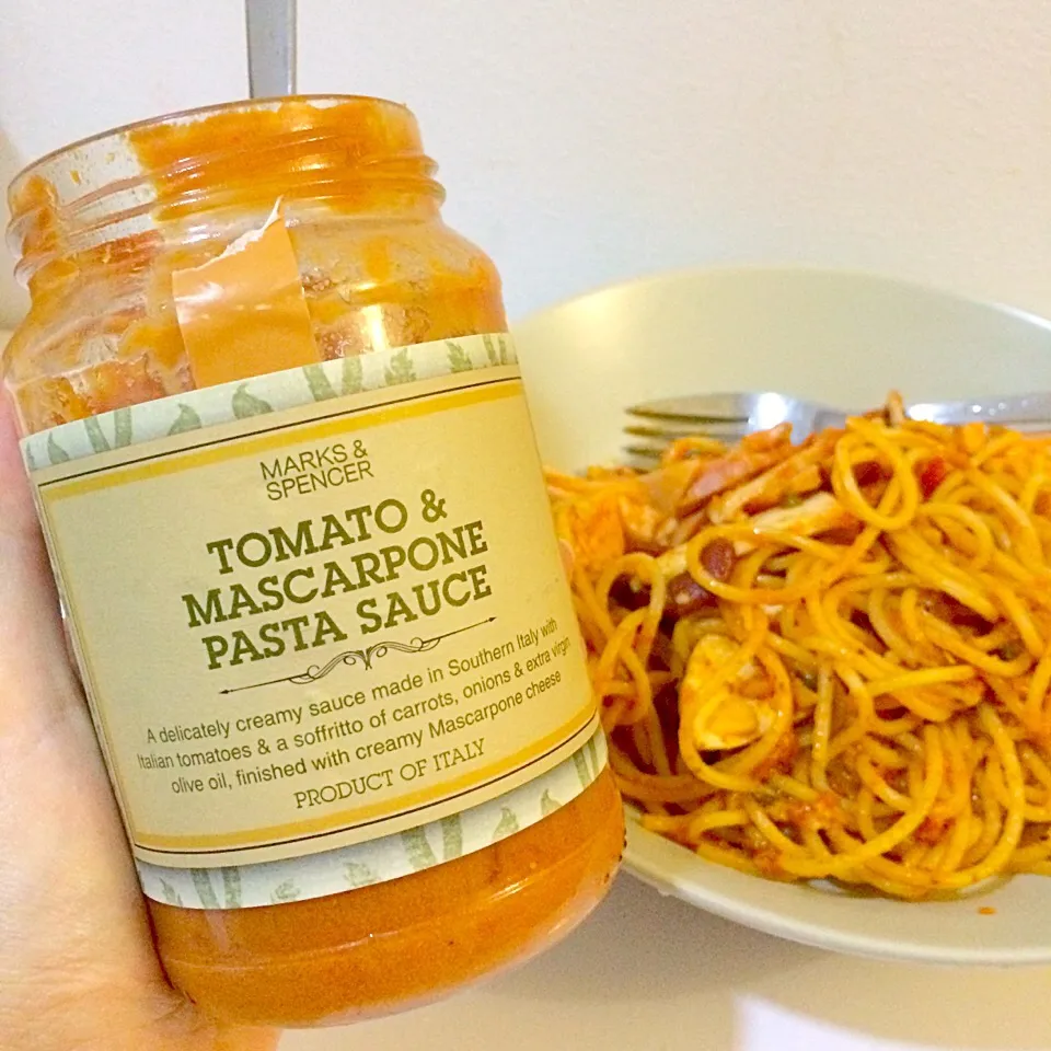 Spaghetti with ham with tomato & mascarpone sauce|Lisa Tanさん