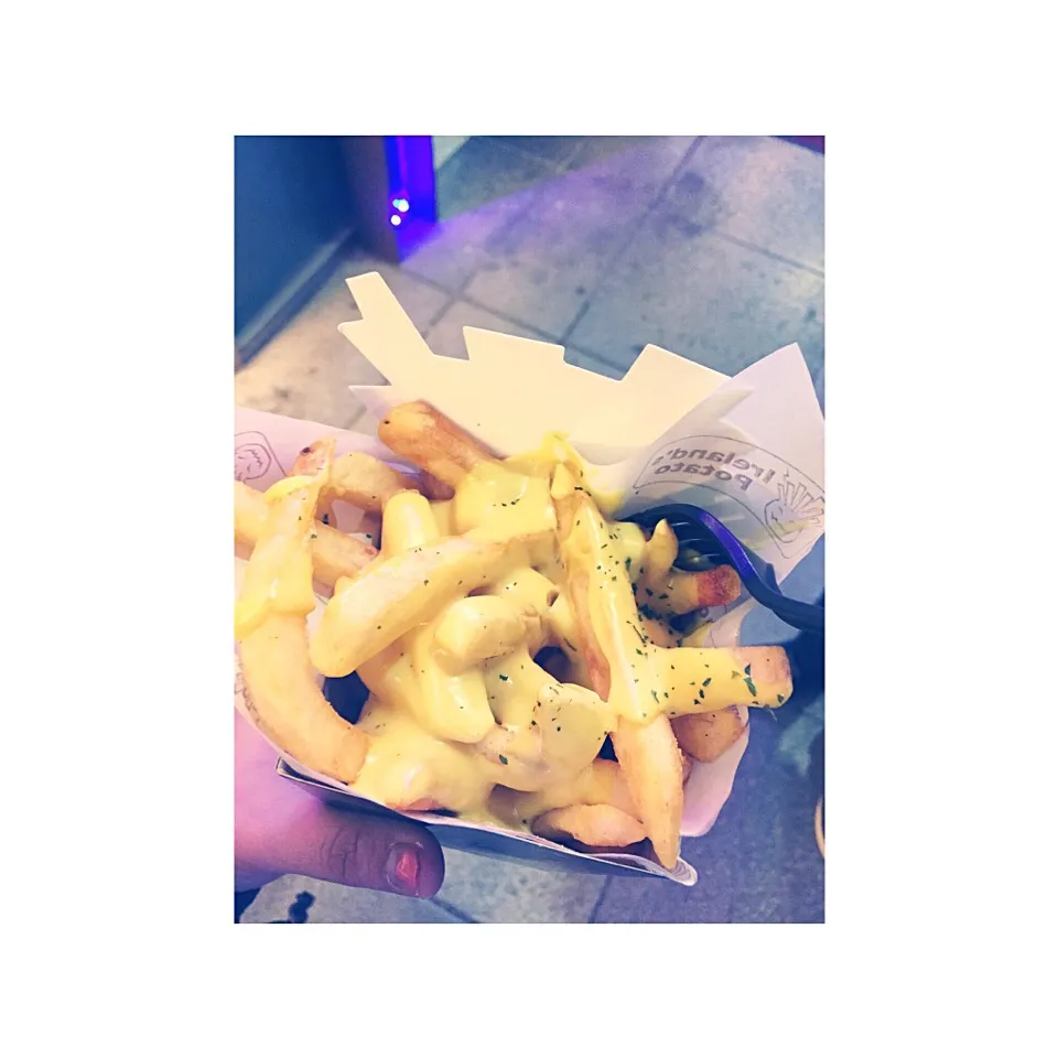 Snapdishの料理写真:Honey mustard fries🍟|Amber Choさん