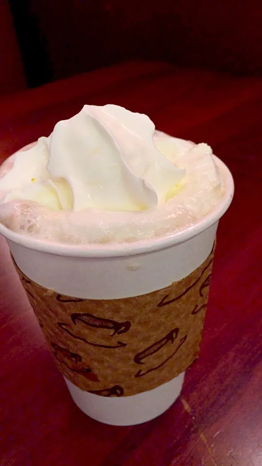 Hot chocolate with whip cream|lalapoさん