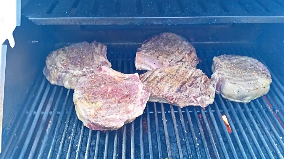 bbq prime rib steaks|CherylAnn Wheelerさん