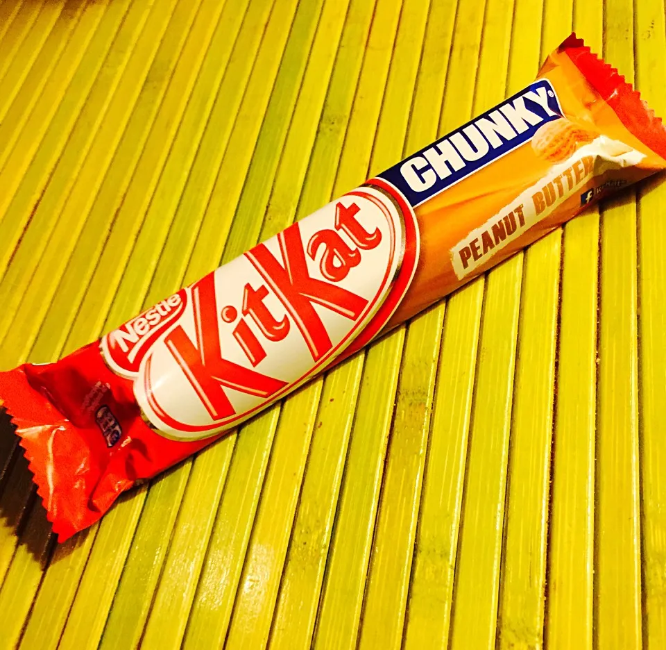 KitKat - Poland - peanut butter|Generaalさん