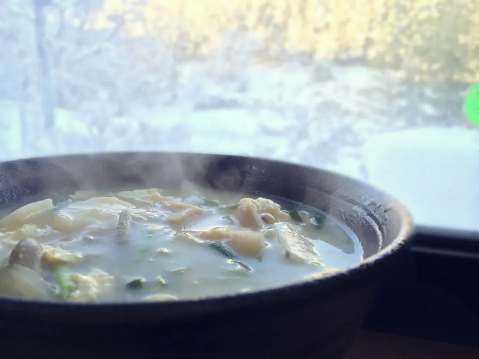 コーズ亭通常運転に戻りますたのʕ-̼͡-ʔ雪にビツクリ❄️ʕ-̼͡-ʔ❄️店主の野菜たまごとじあんかけうろんʕ-̼͡-ʔ|七海さん