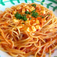 Snapdishの料理写真:イタリアントマトとモッツァレラチーズのパスタ|しょうさん