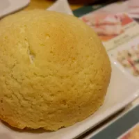 Crispy BBQ Pork Polo Bun #michelinstar "timhowan|Jialeong Lohさん