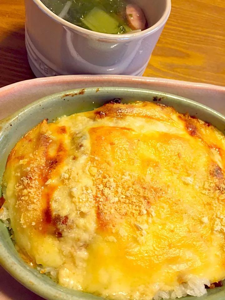 豆腐ホワイトソースのミートドリア❤️おからパン粉焼きとモヤシとカツオ菜のスープ|さくたえさん