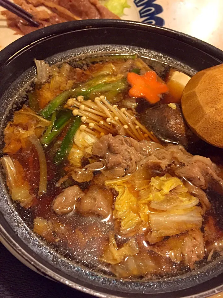 Snapdishの料理写真:beef sukiyaki|hweeyhさん