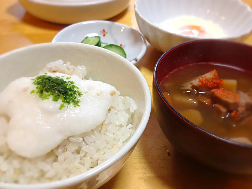 麦とろごはん@実家での朝食♪|塚本直美さん