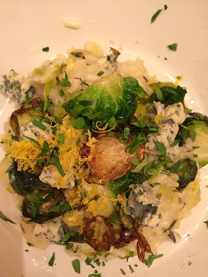 Fried Brussels sprouts and lemon risotto|Matthew Cashenさん