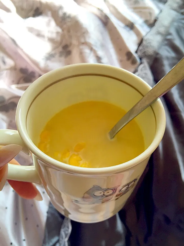 Nothing tastes better when your sick than corn soup 😷|reviliaさん