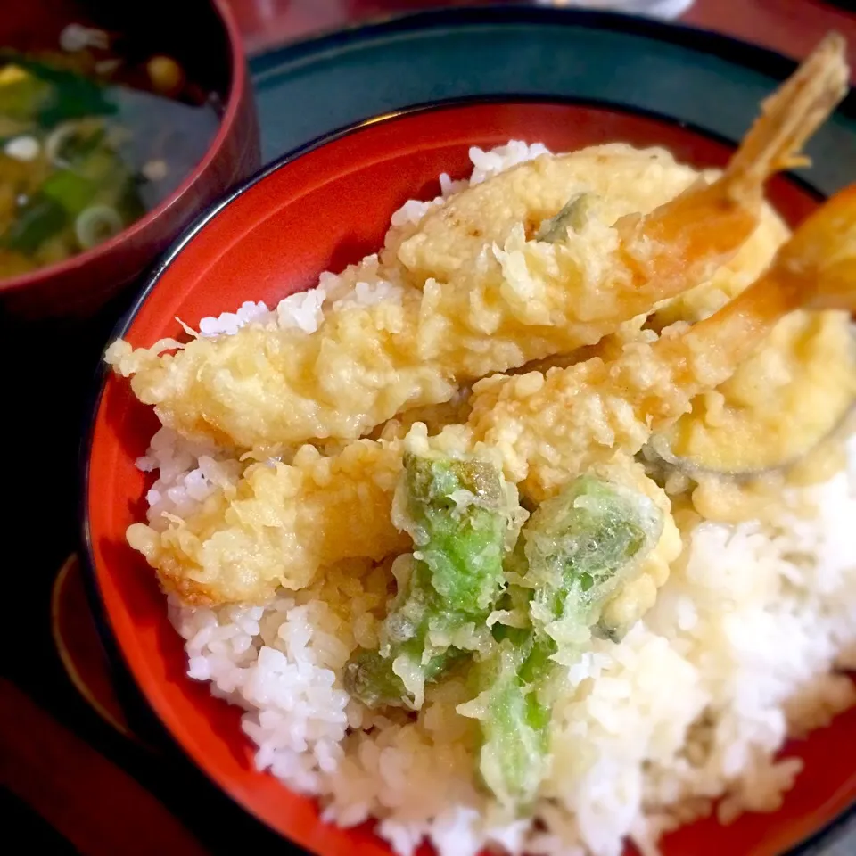 東にて❤︎天丼|ナナさん