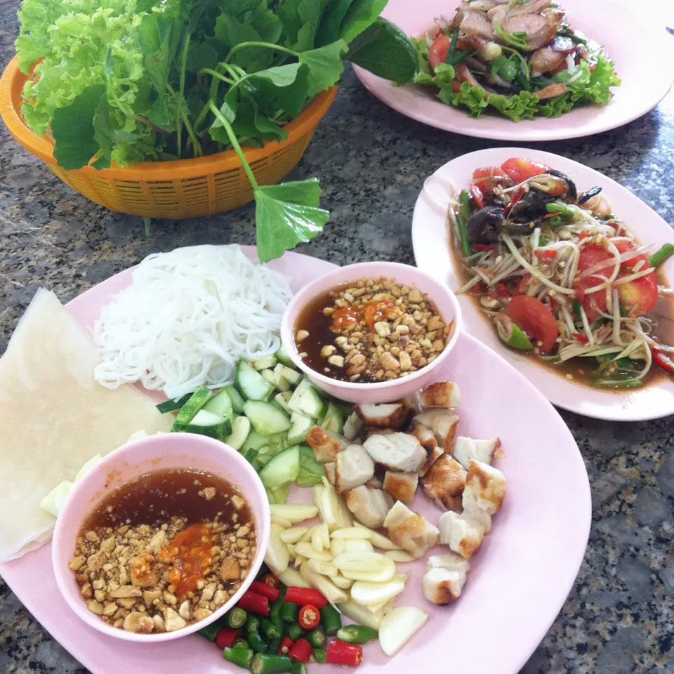 Som Tum, Nam Neung #thaifood #vietnamfood|Eat in Thaiさん