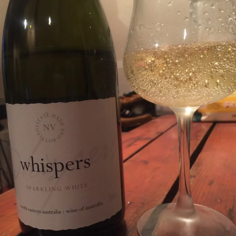 Littore Family Wines の Whispers Sparkling White|Koichi Shibataさん