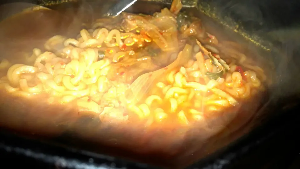 ramyun with kimchi #goodmorning|Letty Pepperさん