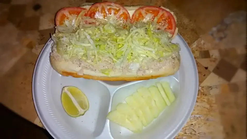 Tuna Grinder w/Lettuce, Tomato, Onions, And Sliced Cucumber on the side With a wedge of Lime...Yum!|Mimez Porterさん