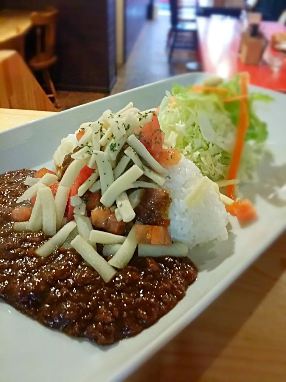 フレッシュトマトとステッペンチーズのせキーマカレー|Jetexasさん