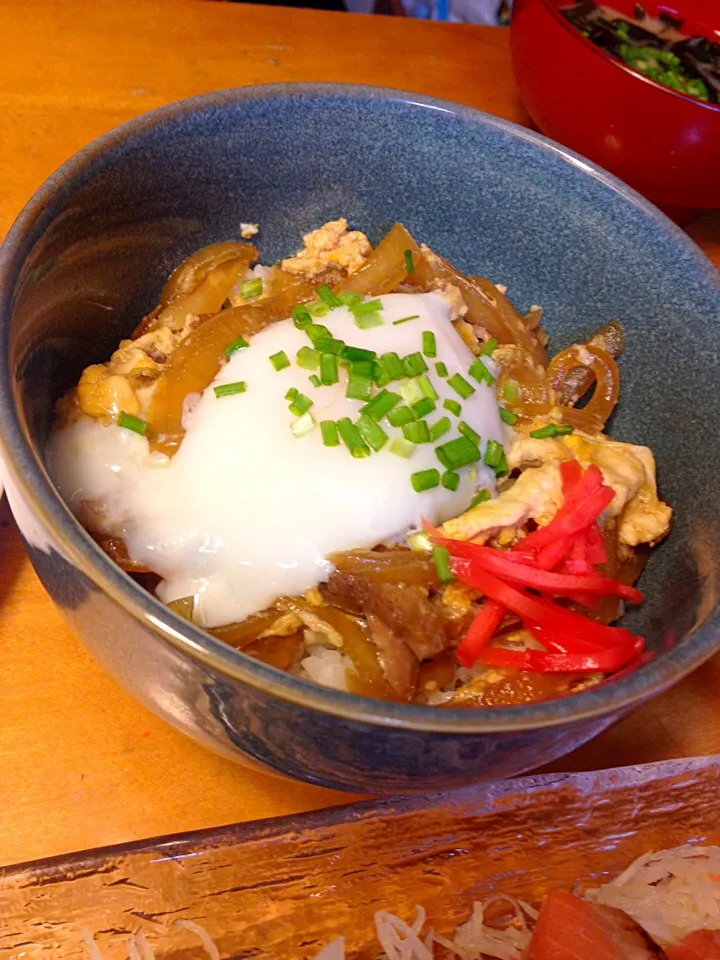 温玉丼|沖縄「ピロピロ」ライフさん