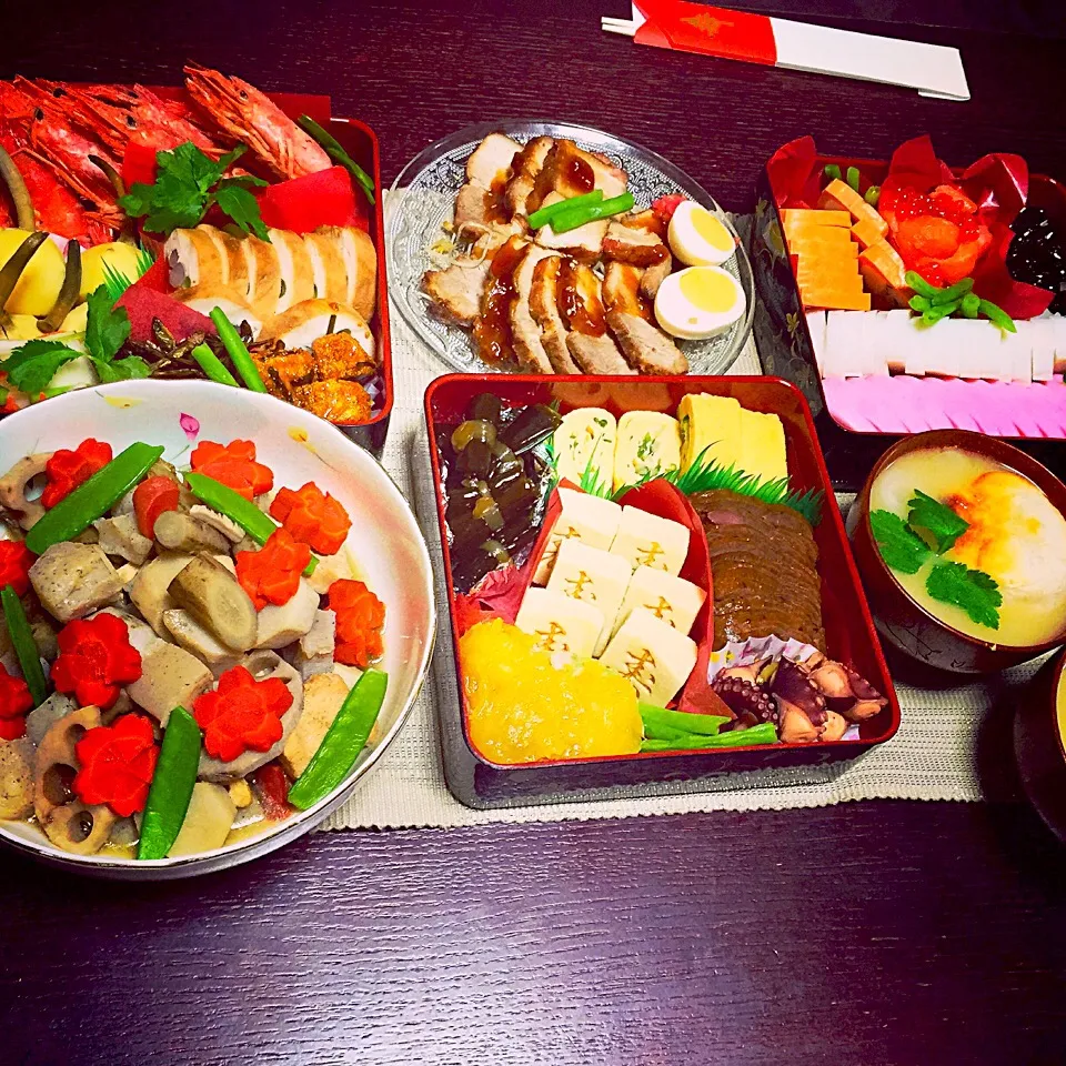 Snapdishの料理写真:今年の私のおせち料理|mikiさん