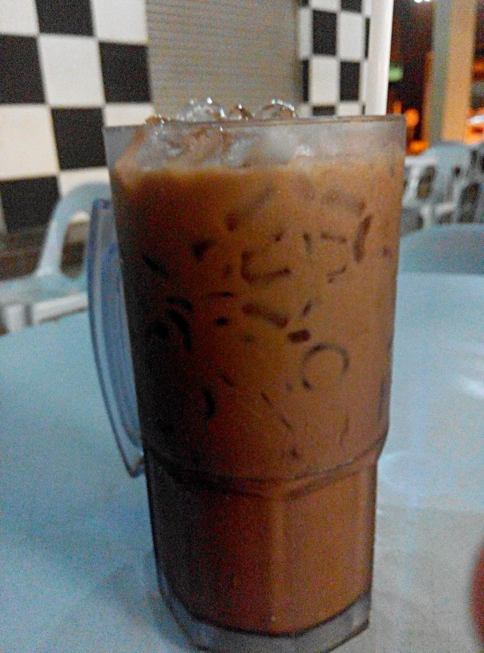 THE GAINT GLASS MILO AIS AT MY HOME TOWN|tomさん