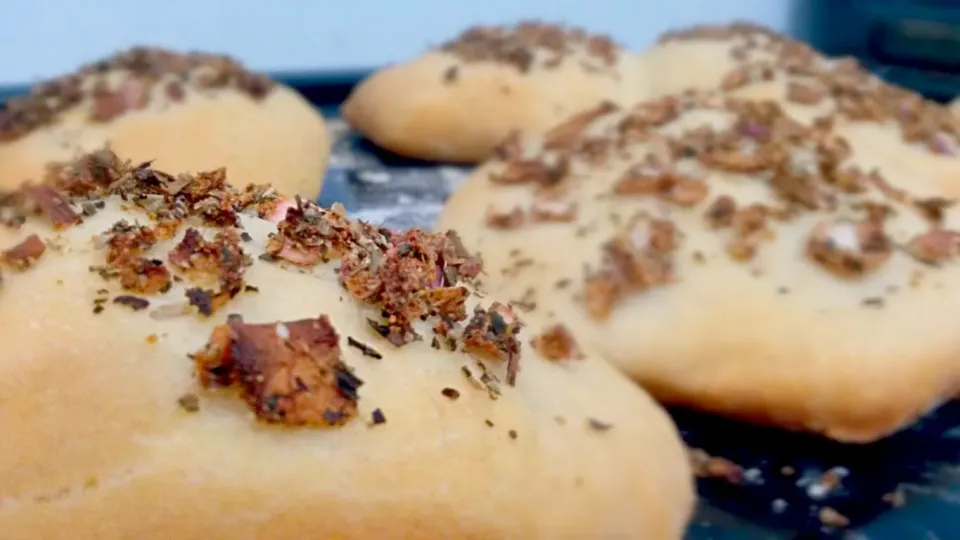 Snapdishの料理写真:Syrian onion bread|Irma Perez de Faupelさん