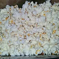 Snapdishの料理写真:air popped organic corn #cleaneating #corn #popcorn #healthy #postworkoutsnack #vegan #midnightsnack #lifechange #newyear #Vegetarian #Dessert|CleanEatsさん