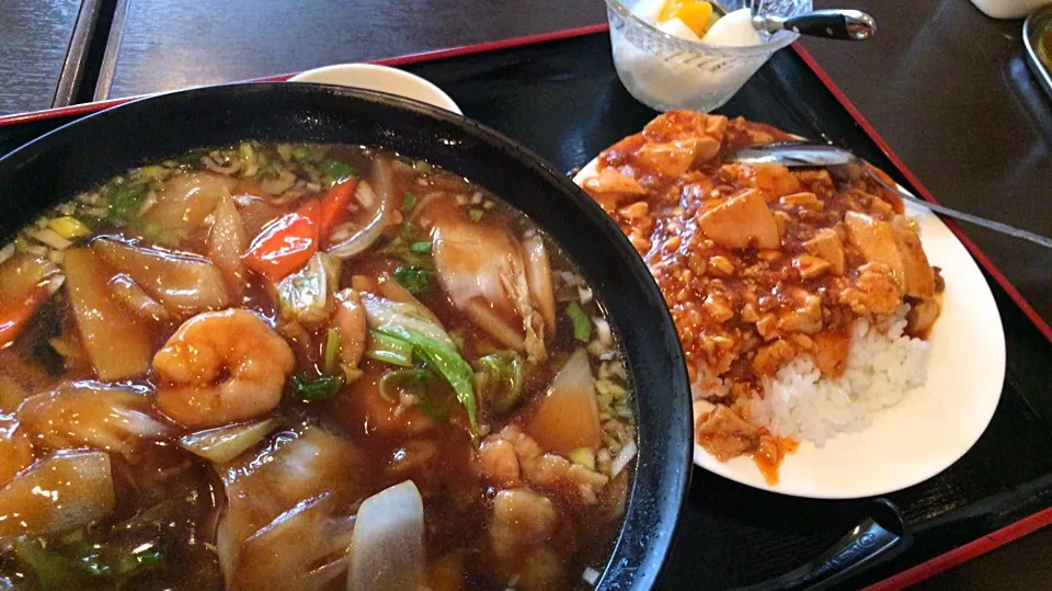 【日替定食】五目ラーメンと小麻婆豆腐丼を頂きました。|momongatomoさん