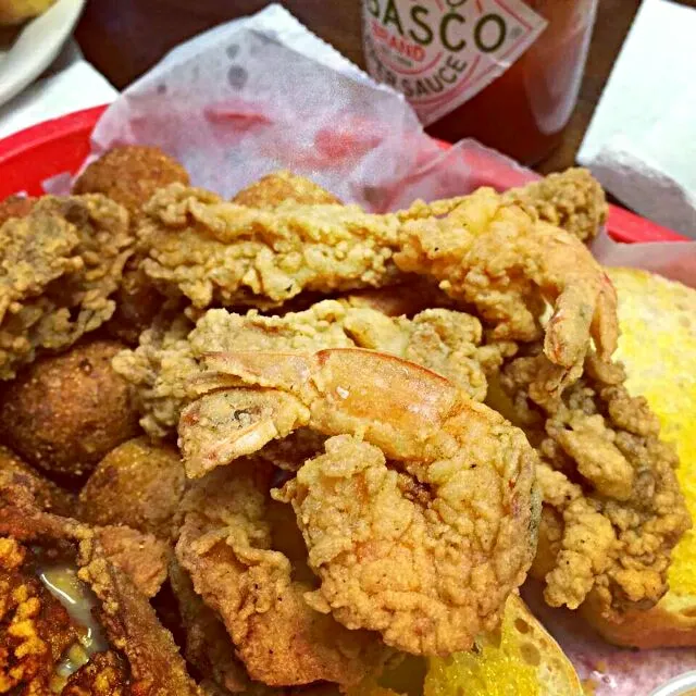 Fried Shrimp and Oyster Basket #Seafood #Dinner #Main dish|Alisha GodsglamGirl Matthewsさん