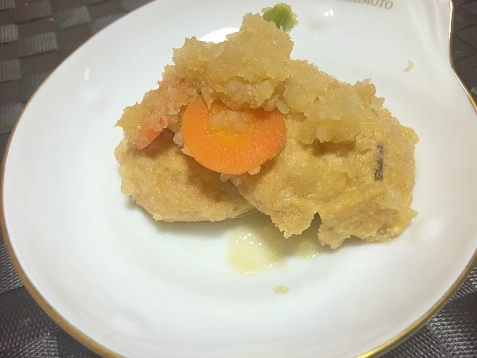 重曹で柔らかにした飛竜頭のみぞれ煮 フープロで大根おろしを作ったらプチプチ感がたまらない😋大根おろしの汁で煮るから無駄なし！|佐野未起さん