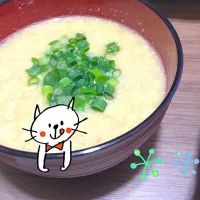 Snapdishの料理写真:たまごと豆腐のお味噌汁|くろうさぎさん