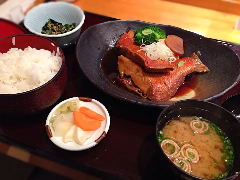 金目鯛の煮付け定食🐟|こいちさん