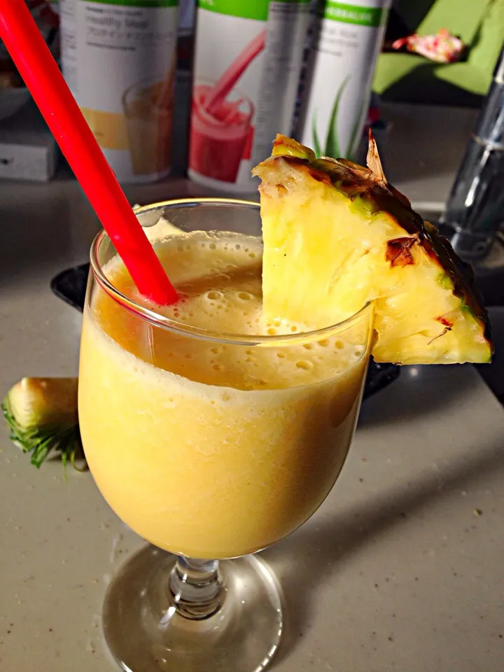 Pineapple smoothie|viviさん