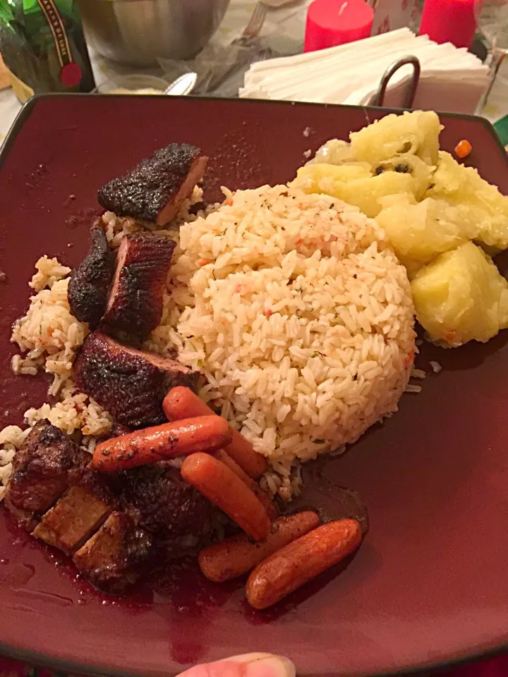 Braised Orange Duck with Tomato Cilantro Rice served with Yuca en Mojito and Carrots|Jacquie Ramosさん