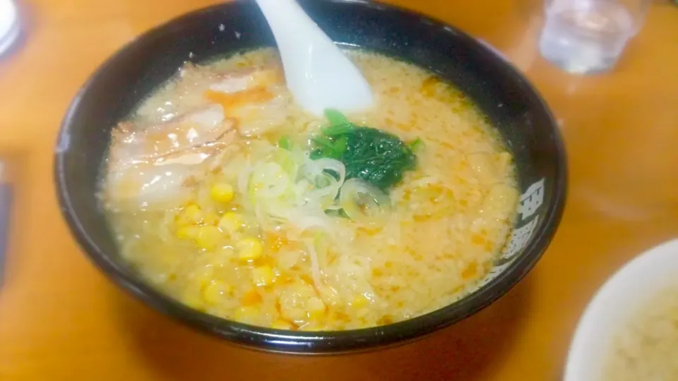 伊藤商店☆味噌ラーメン|こむぎさん