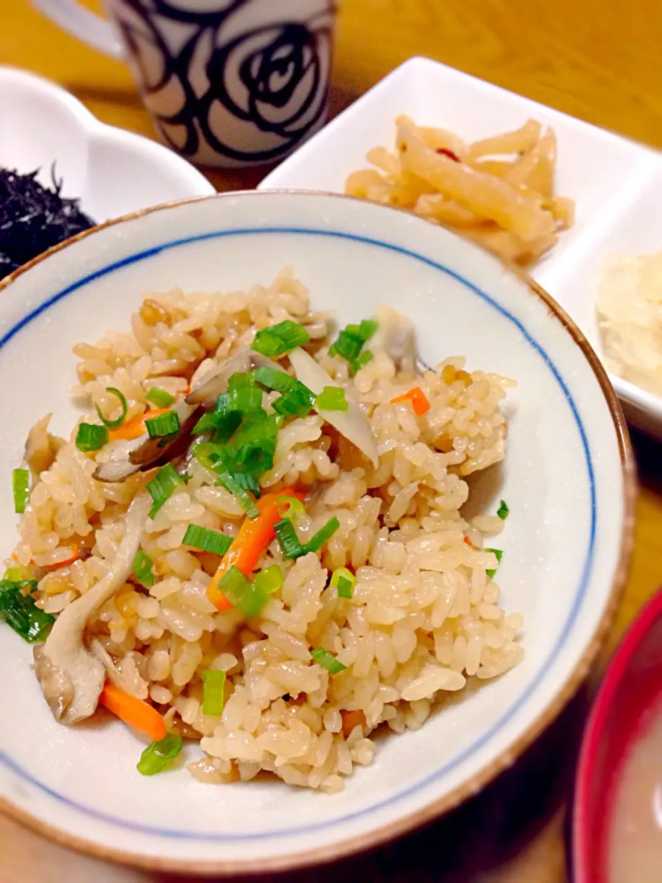 舞茸の炊き込みご飯dinner|絵梨奈さん