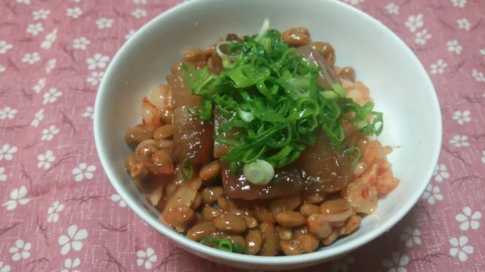 マグロ納豆キムチ丼|ライムさん