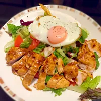 Snapdishの料理写真:Glazed chicken with pear and tomato salad. Egg.|wes newfarmerさん