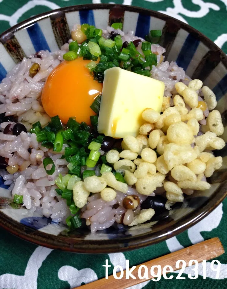 Snapdishの料理写真:生卵でずぼら飯|とかげ2319さん