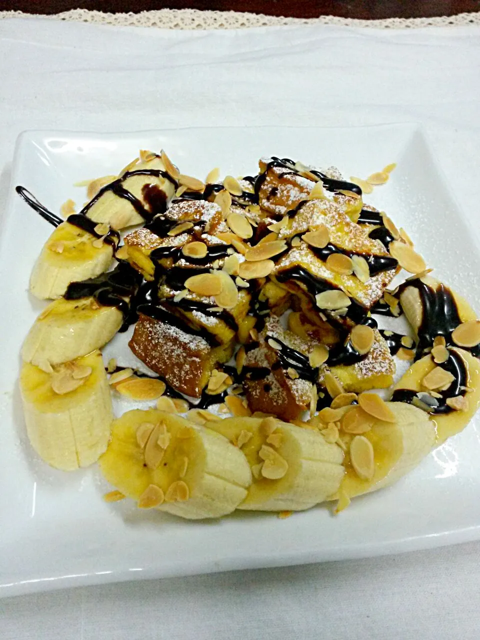 Choco Banana French Toast|Jeab Lertさん