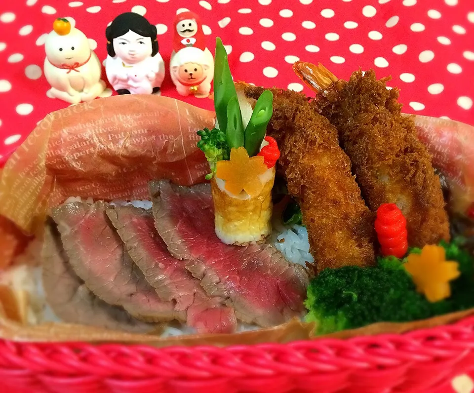 女の子弁当♪🎍🎍🎍門松 🎍🎍             牛肉のたたきお弁当|志野さん